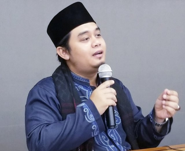Foto_Ustadz_Ali Mohammad Al Hudhaibi, S.S.I., Lc., MA._cariustadz.id